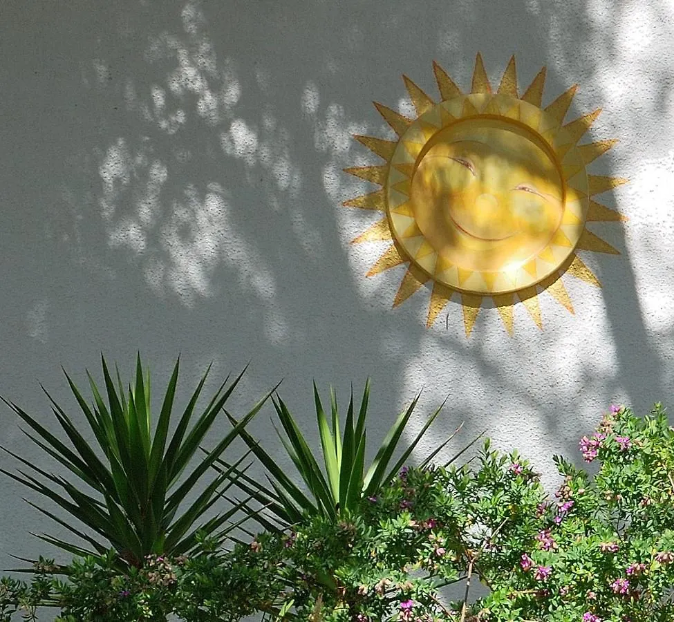 La Casita Blanca Apartment Marbella