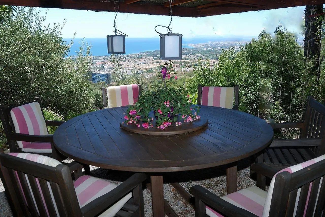 La Casita Blanca Apartment Marbella Spain