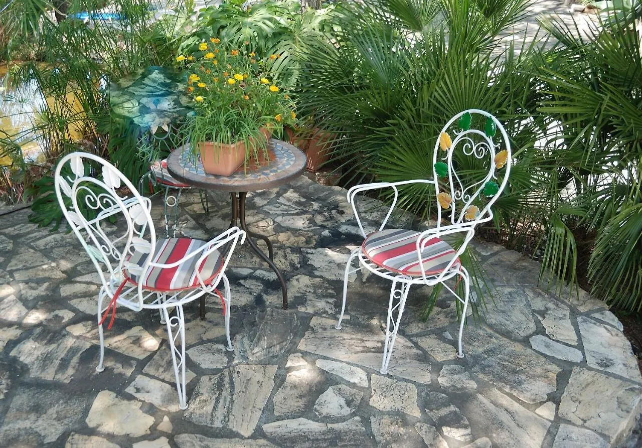 La Casita Blanca Apartment Marbella Spain